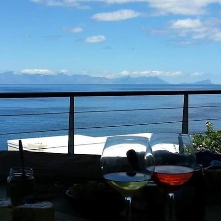 Quarterdeck Holiday Apartment Cape Town Bagian luar foto