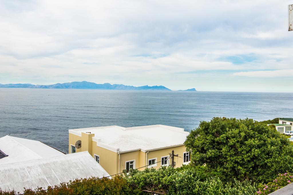 Quarterdeck Holiday Apartment Cape Town Bagian luar foto